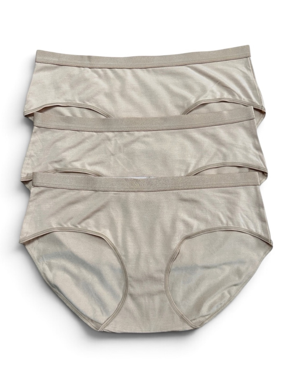 NWOT Quince Briefs in Nude - 3-Pack